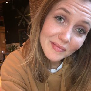 Meet your Posher, Candace